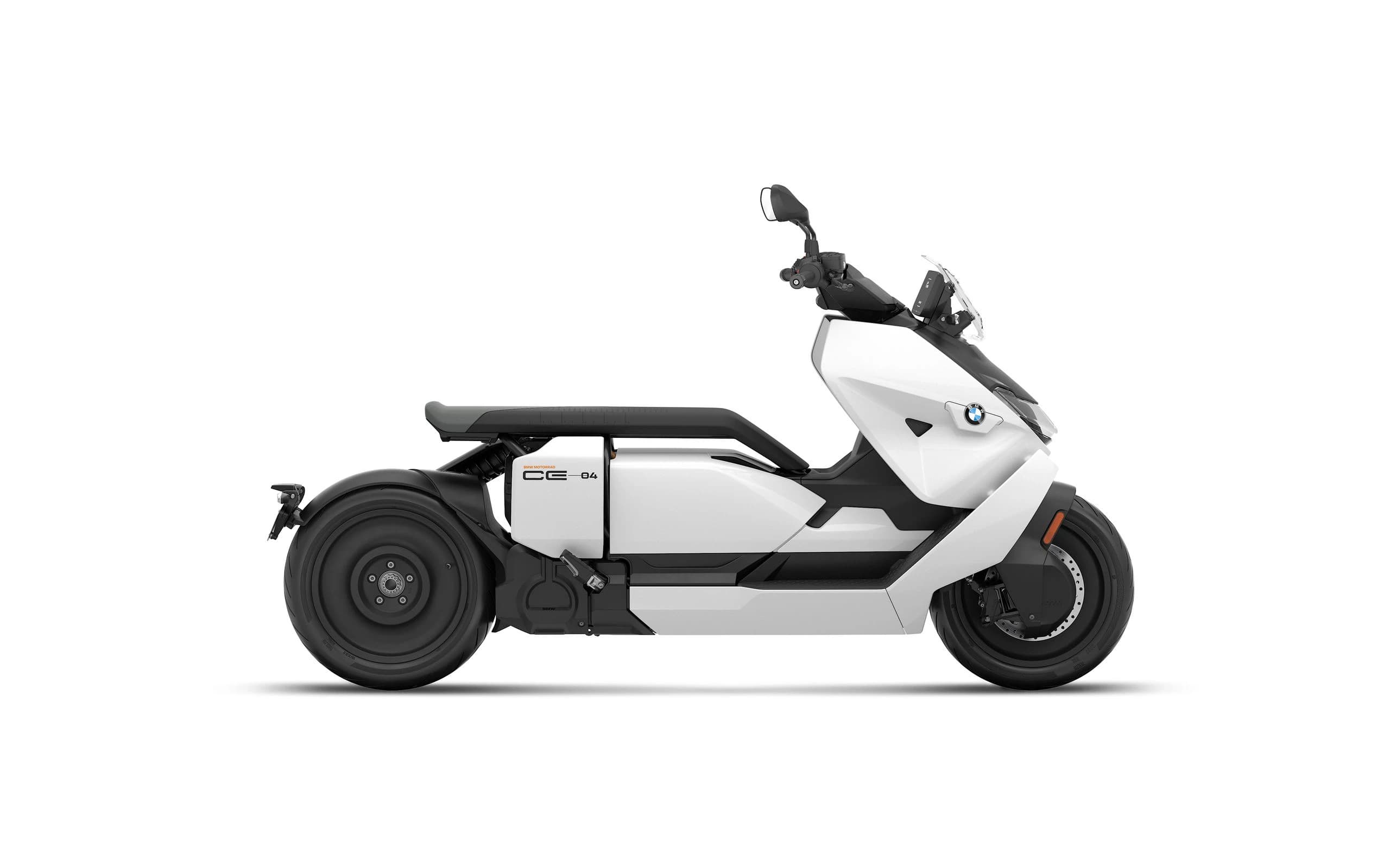 BMW CE 04 в официальном исполнении Lightwhite uni, правый профиль