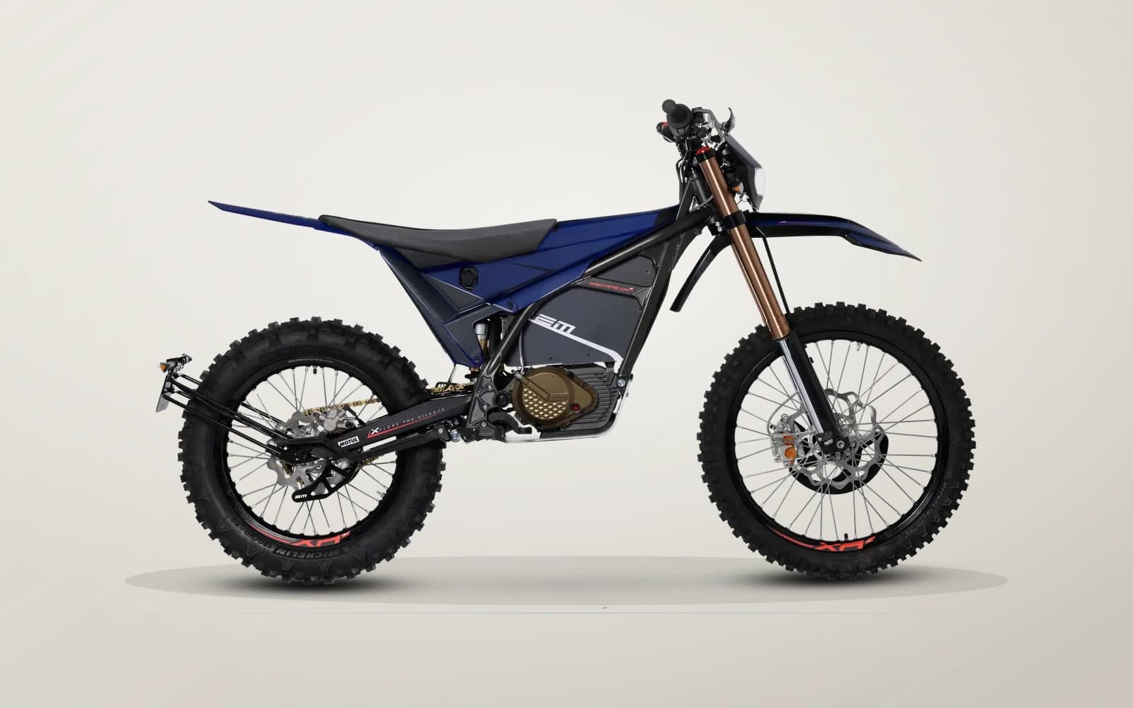 Electric Motion Escape XR+ в сине-чёрном enduro-trial исполнении