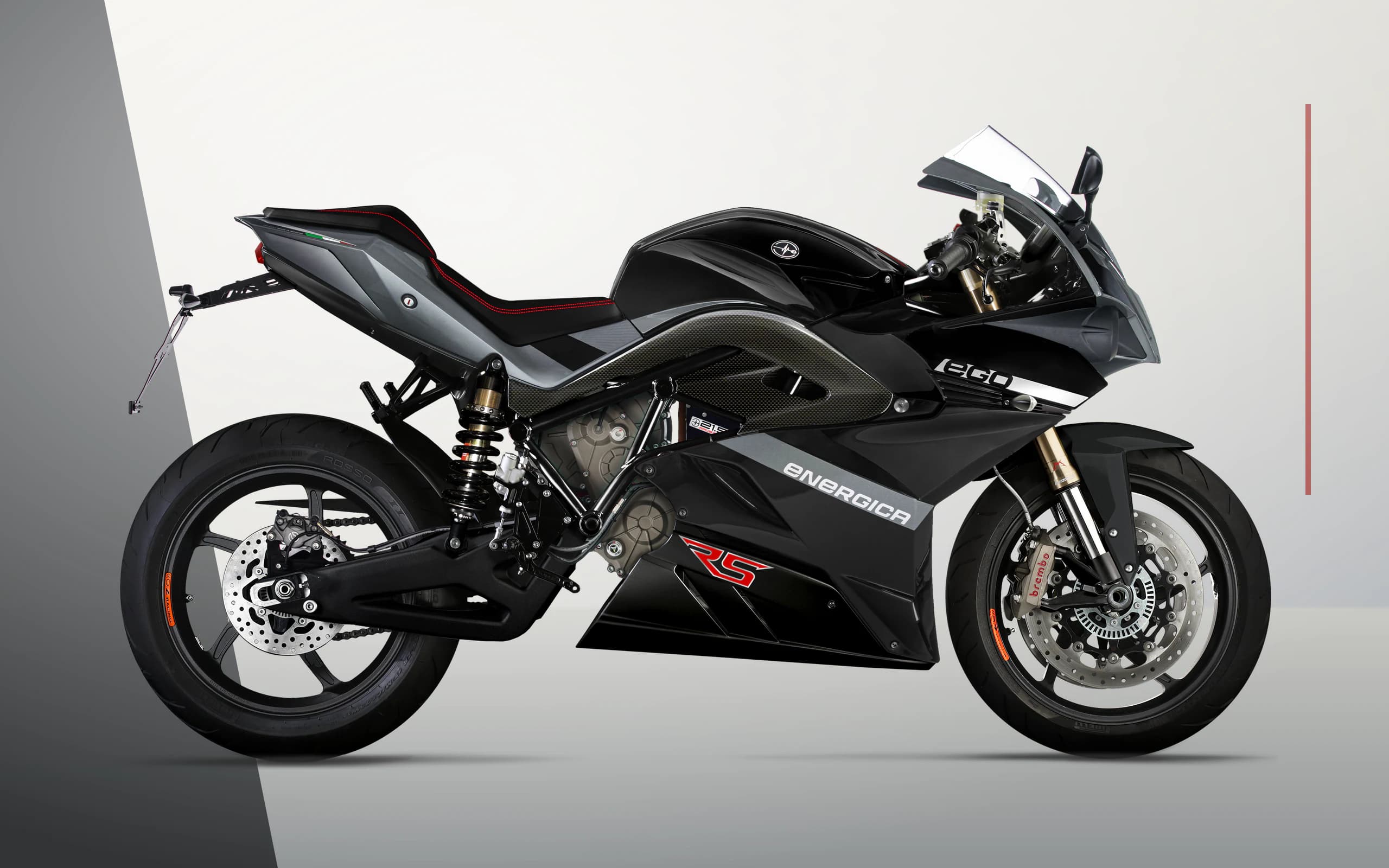 Energica Ego в официальном исполнении Metal Black