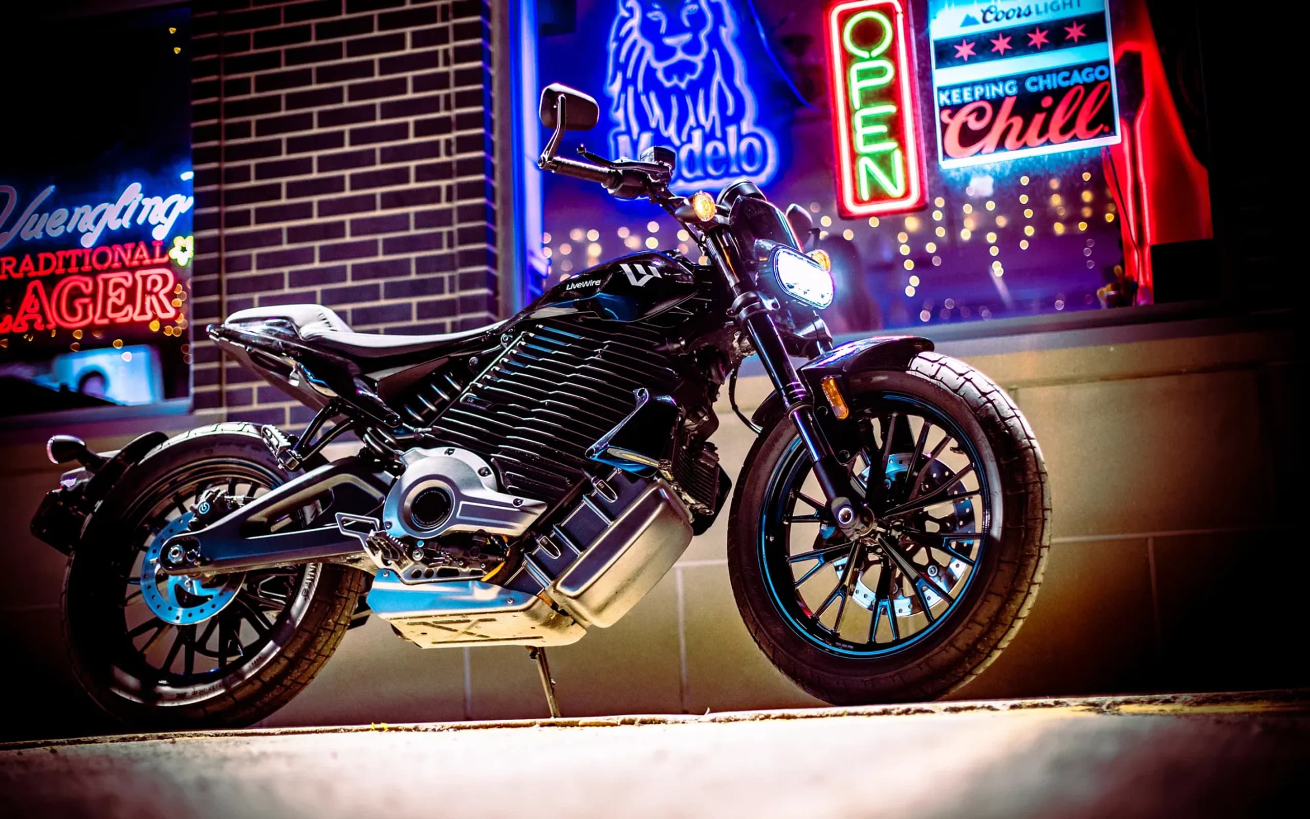 LiveWire S2 Del Mar в официальном исполнении Liquid Black