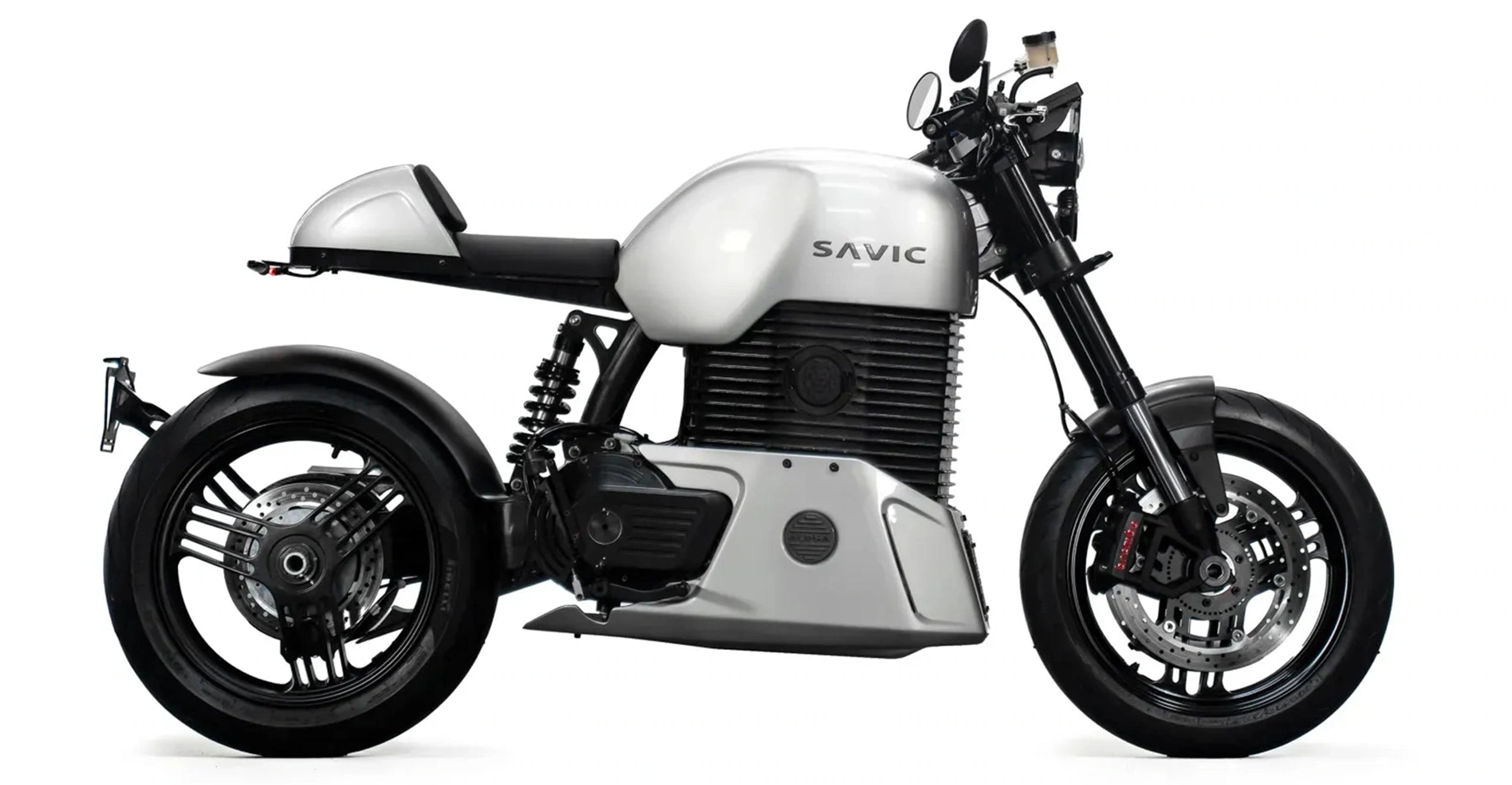 SAVIC C-Series Alpha, визуализация исполнения Atomic Silver
